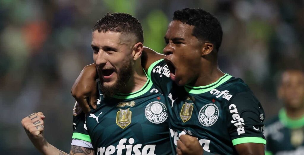 Palmeiras mostra força, vence bem e assume a liderança do Brasileirão