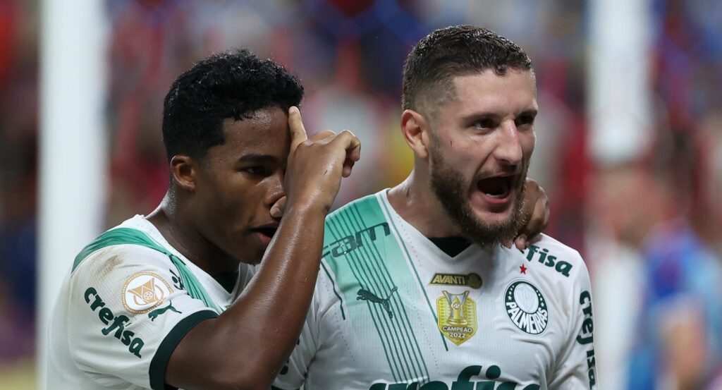 Palmeiras conquista empate heroico e importante na luta pelo título do Brasileirão