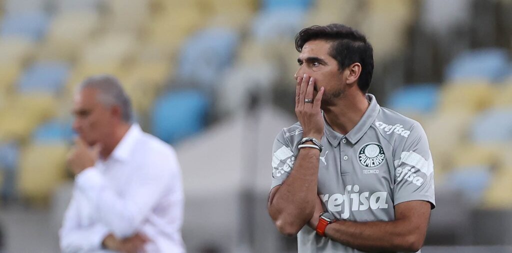 Palmeiras joga mal, é atropelado pelo Flamengo e interrompe sequência de vitórias